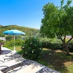 Spiros Saint Stephanos